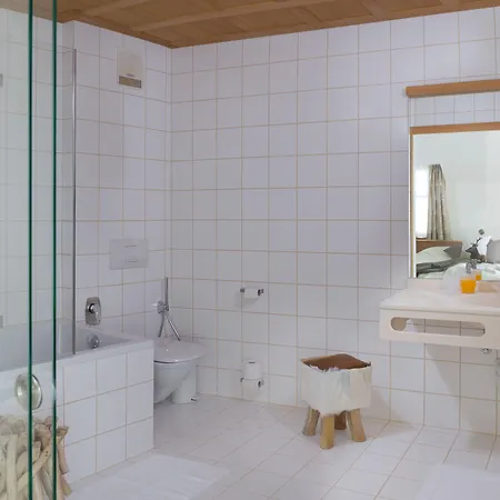 Boedele Alpenhotel Отель