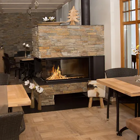 Boedele Alpenhotel Schwarzenberg im Bregenzerwald