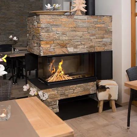 Boedele Alpenhotel 3*